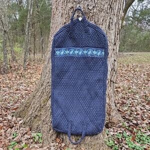 VERA BRADLEY. Paisley. Navy Blue. Floral. Garment Bag. Like New Condition!